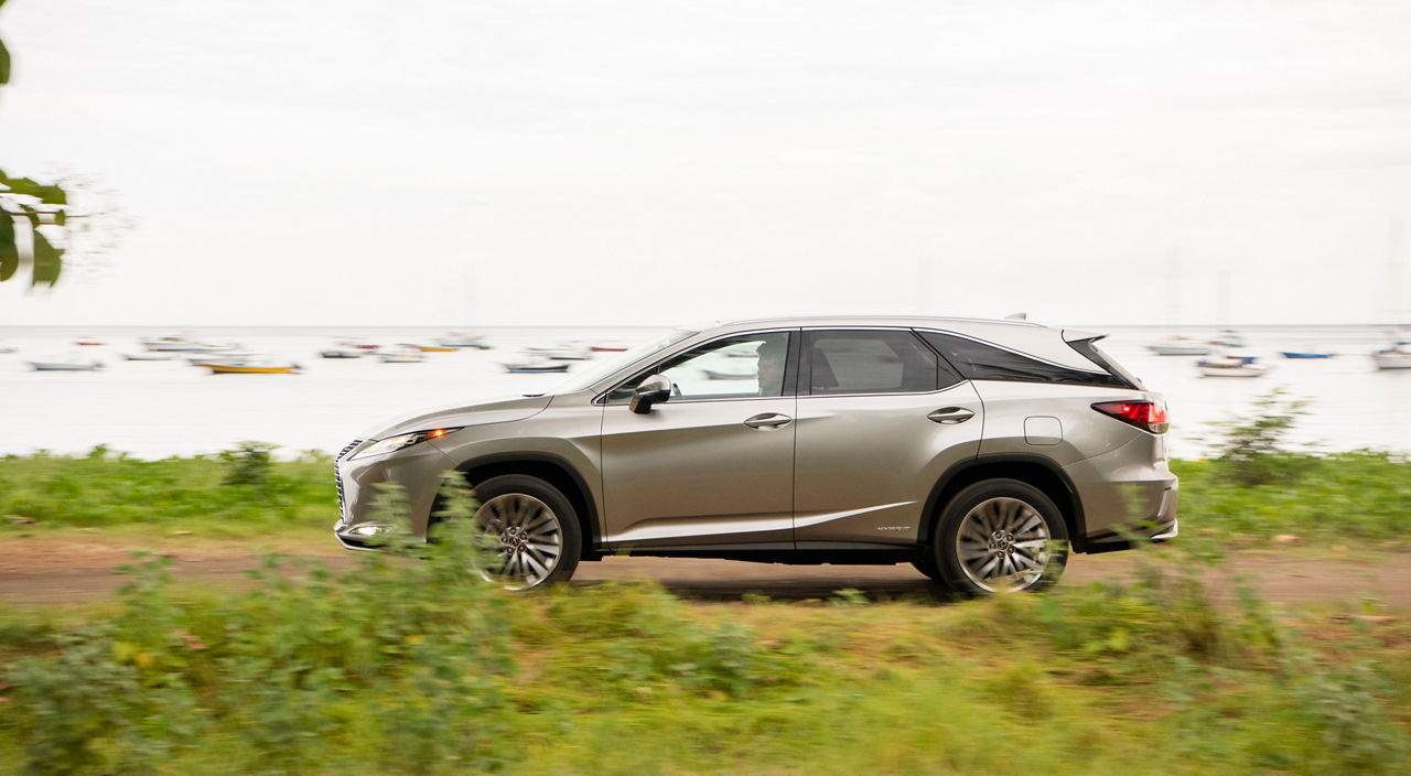 2020 Lexus RX450 H 3row Atomic Silver Noble Brown MC 10