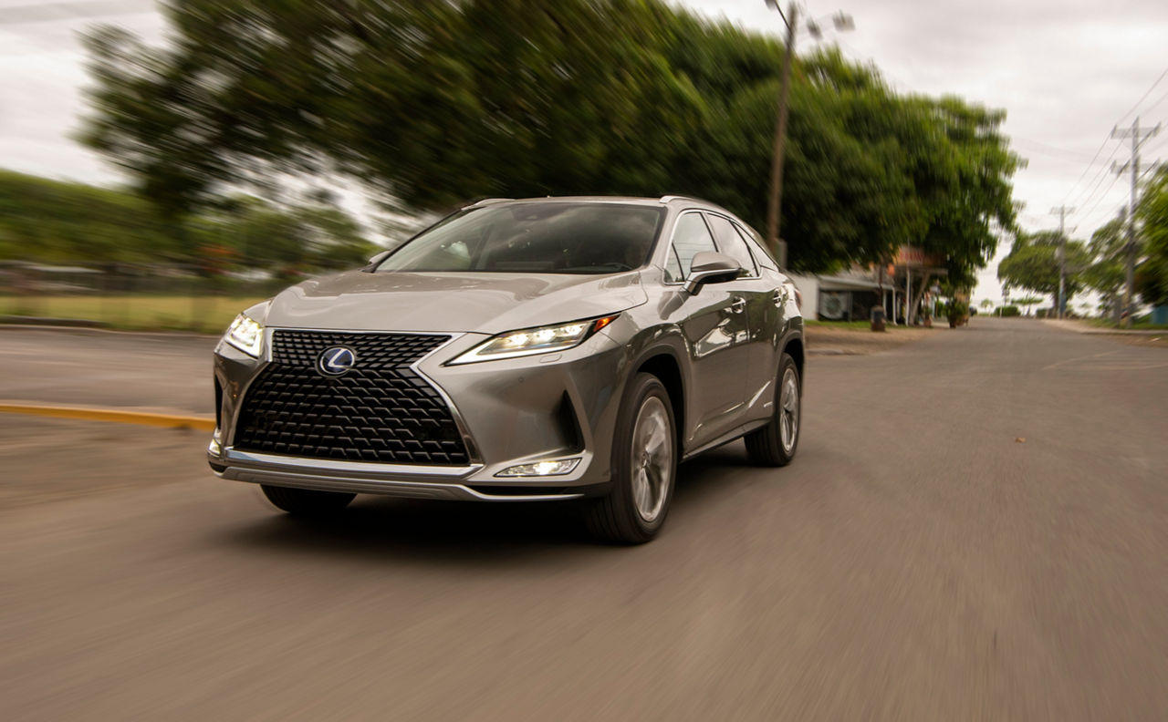 2020 Lexus RX450 H 3row Atomic Silver Noble Brown MC 12