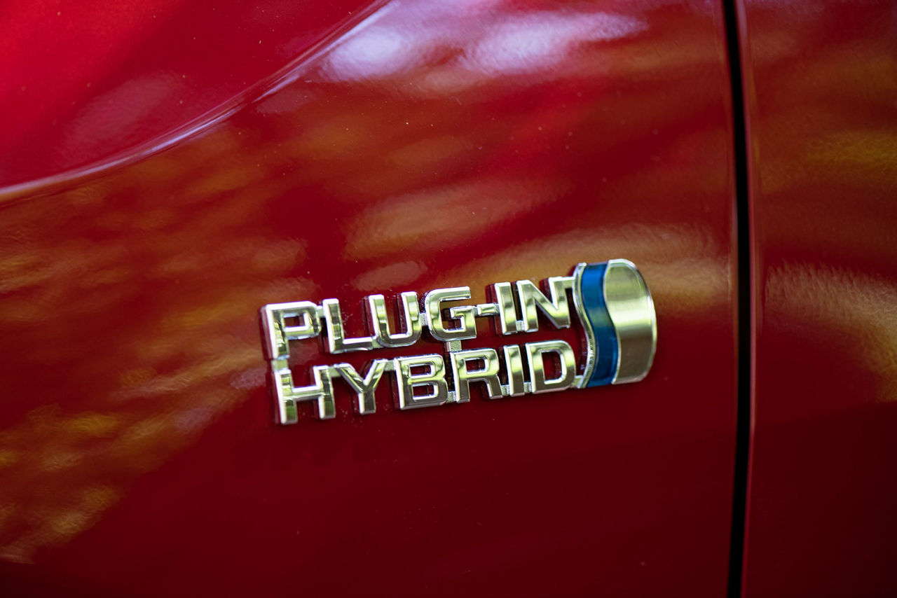 2021-RAV4-Prime-Plug-in-Hybrid.jpg