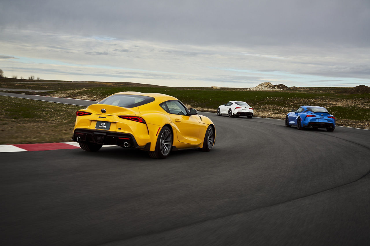 2021 GR Supra Family 008