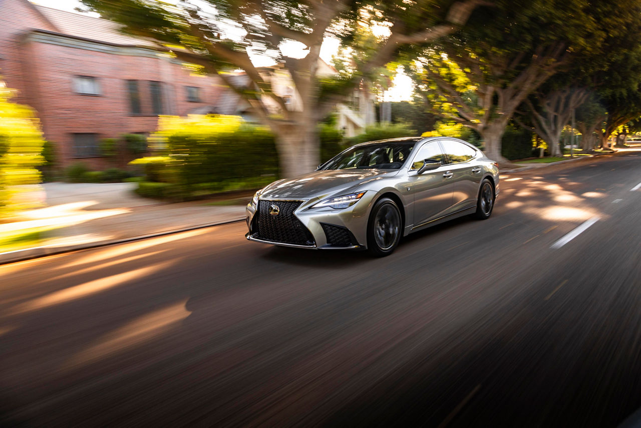 2021 Lexus LS 500 F Sport Atomic Silver 010