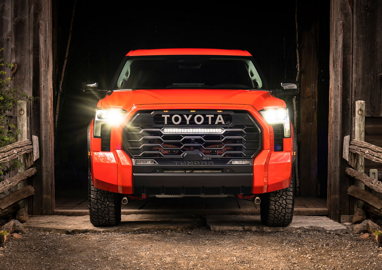 2022 Toyota Tundra i-FORCE MAX Video/B-Roll