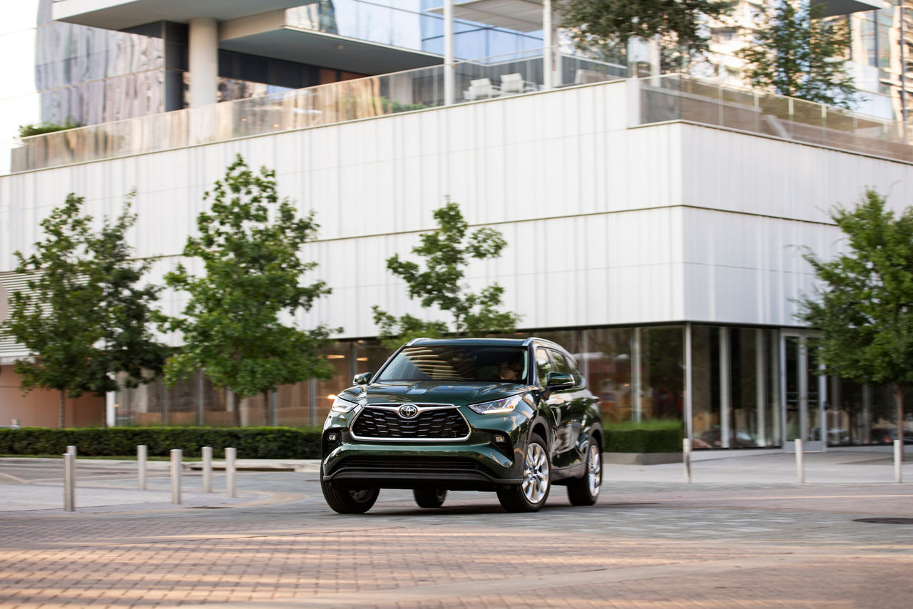 2023_Highlander_Turbo_Limited_CypressGreen_036
