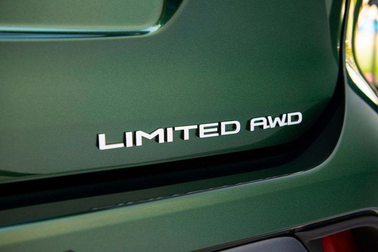 2023_Highlander_Turbo_Limited_CypressGreen_050