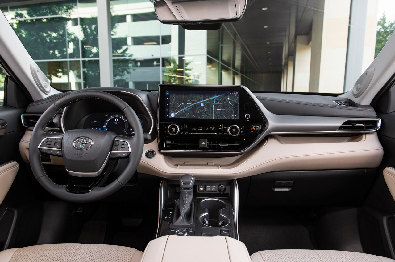 2023_Highlander_Turbo_Limited_CypressGreen_052