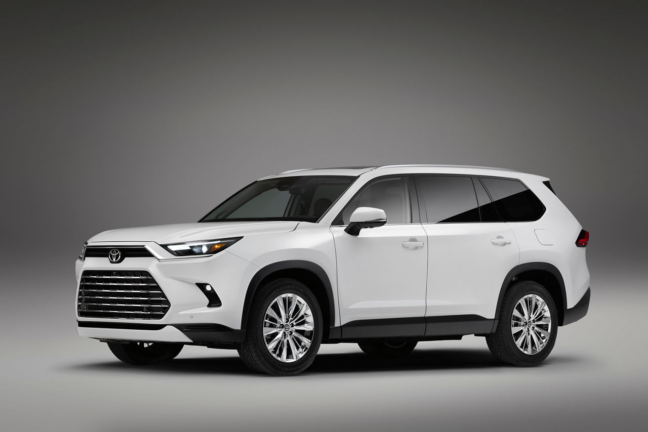 Introducing the 2024 Toyota Grand Highlander