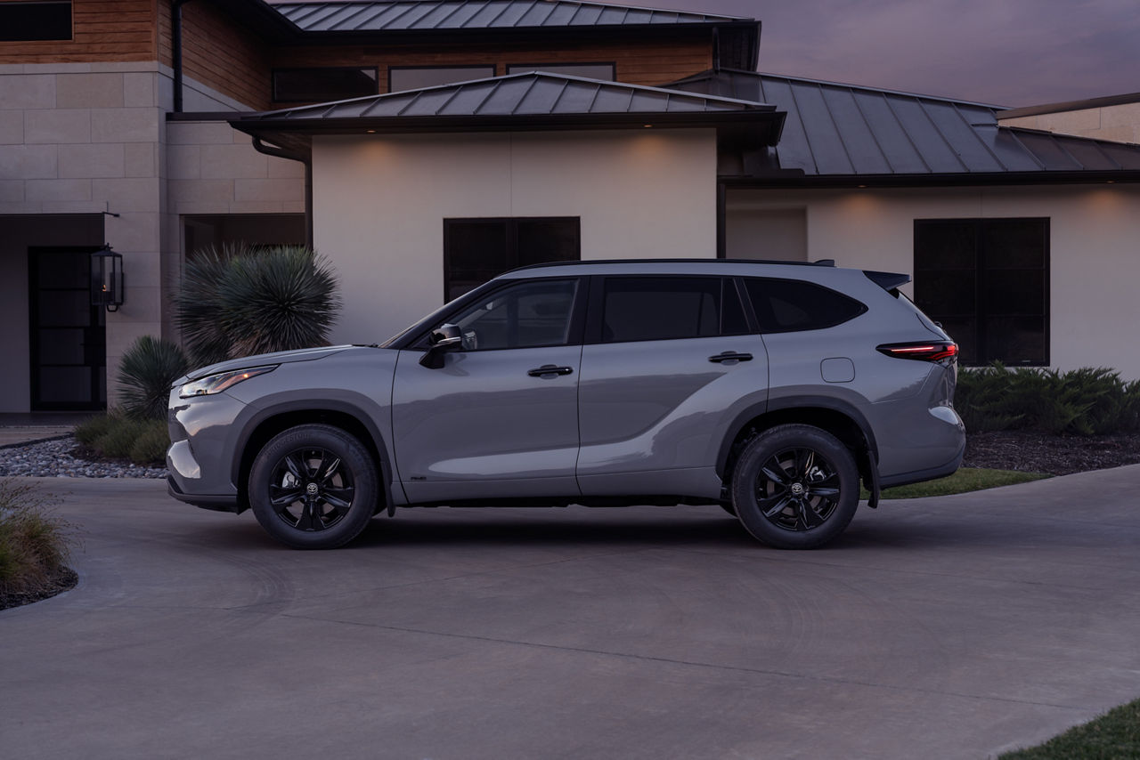2024 Toyota Highlander NS 002