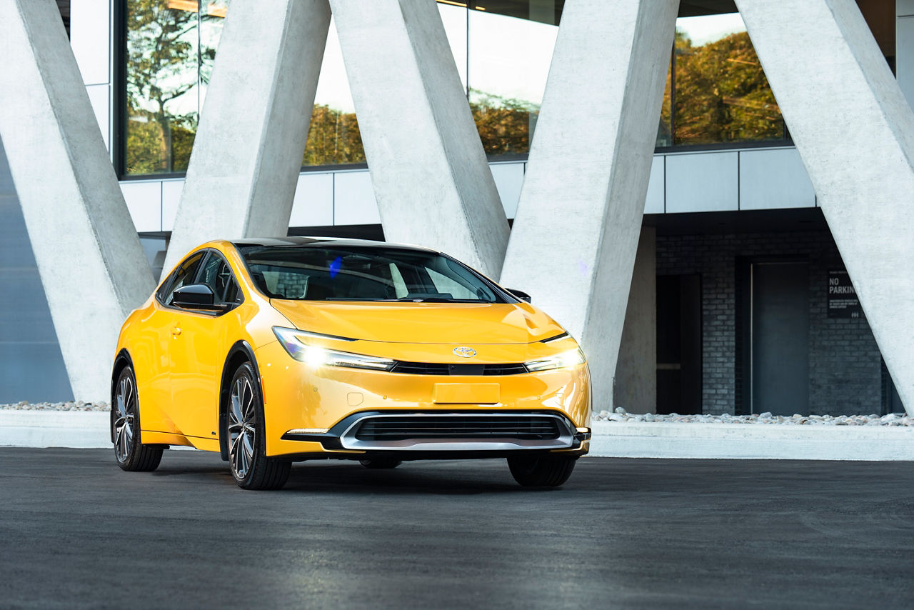 2024 Toyota Prius Limited 3