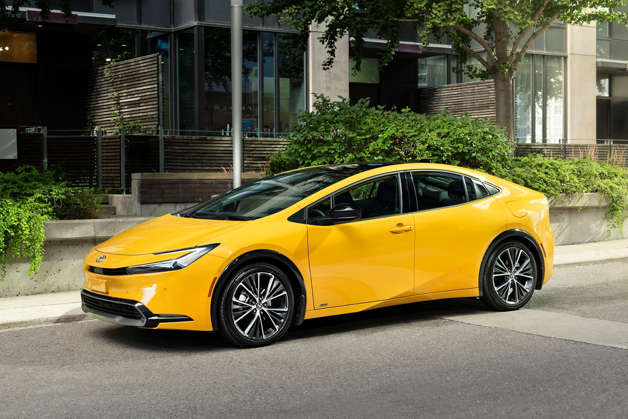2024 Toyota Prius Limited 4