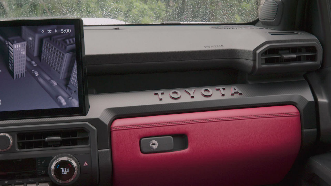 2024 Toyota Tacoma TRD PRO INT Broll