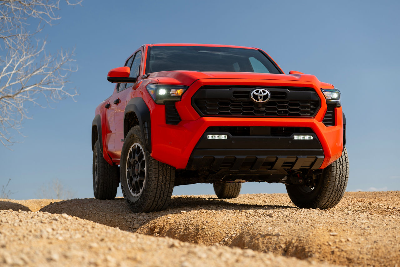 2024 Toyota Tacoma i-FORCE MAX TRD Off-Road