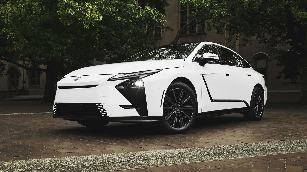 2026 Lexus ES 350h 001