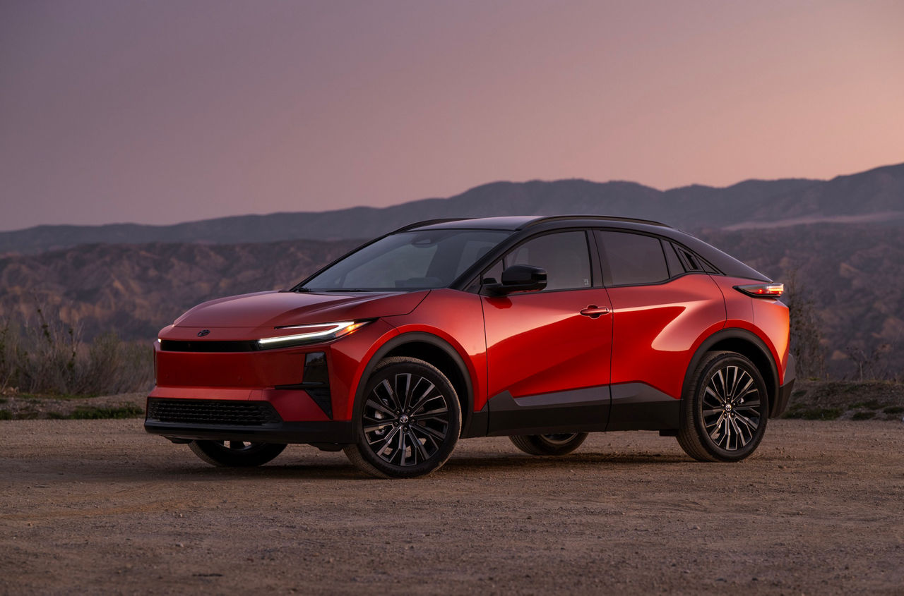 2026 Toyota C HR XSE