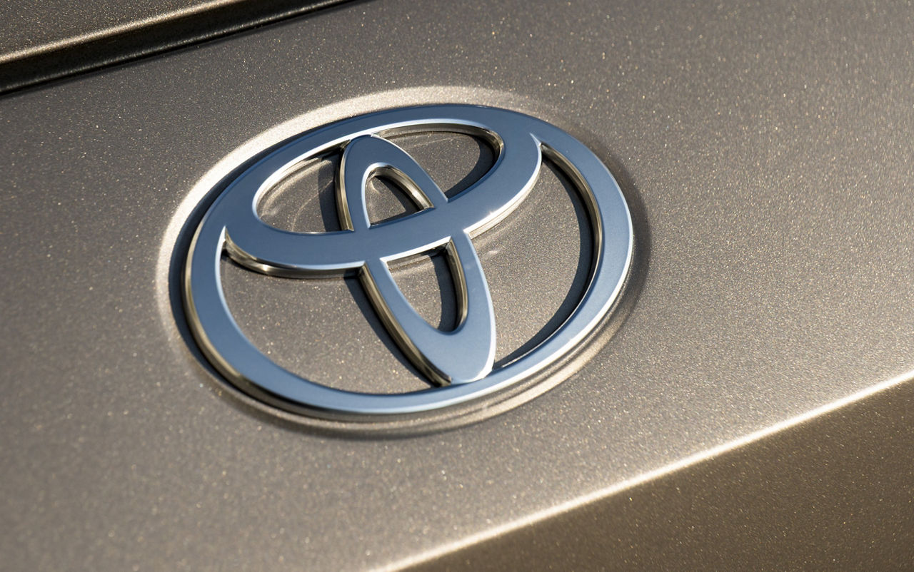 2026 Toyota RAV4 Limited 17 crop