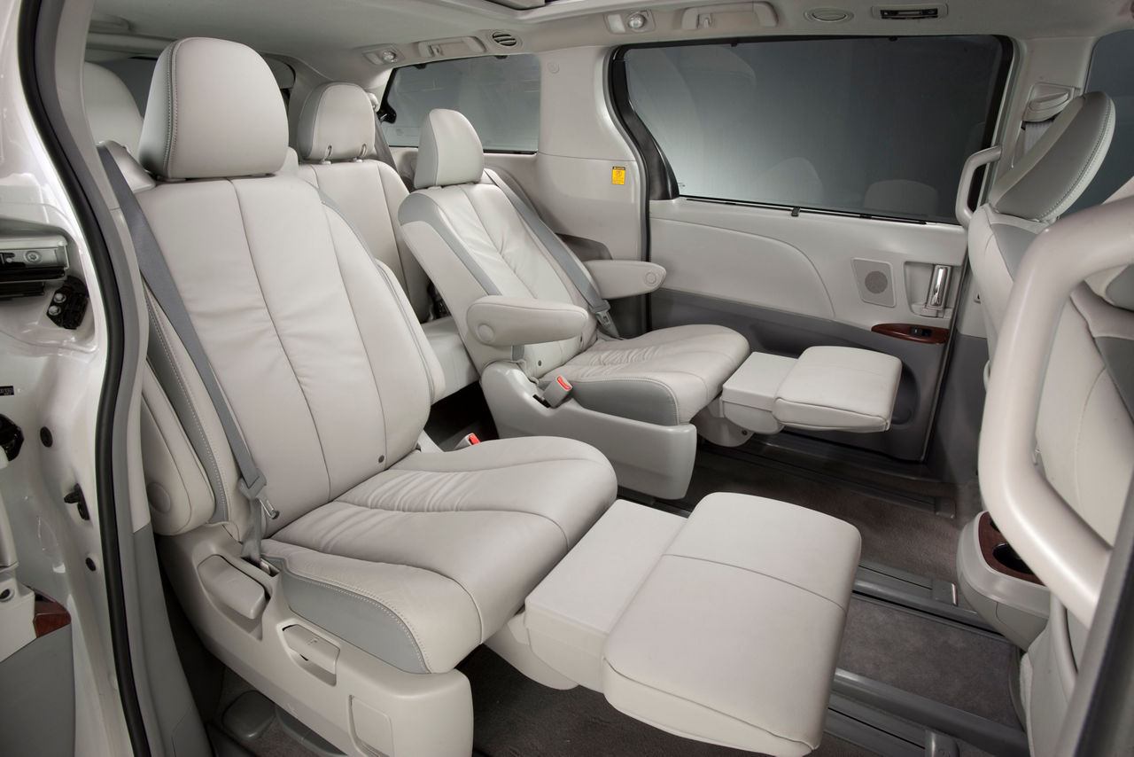 2011 toyota sienna limited hot sale v6