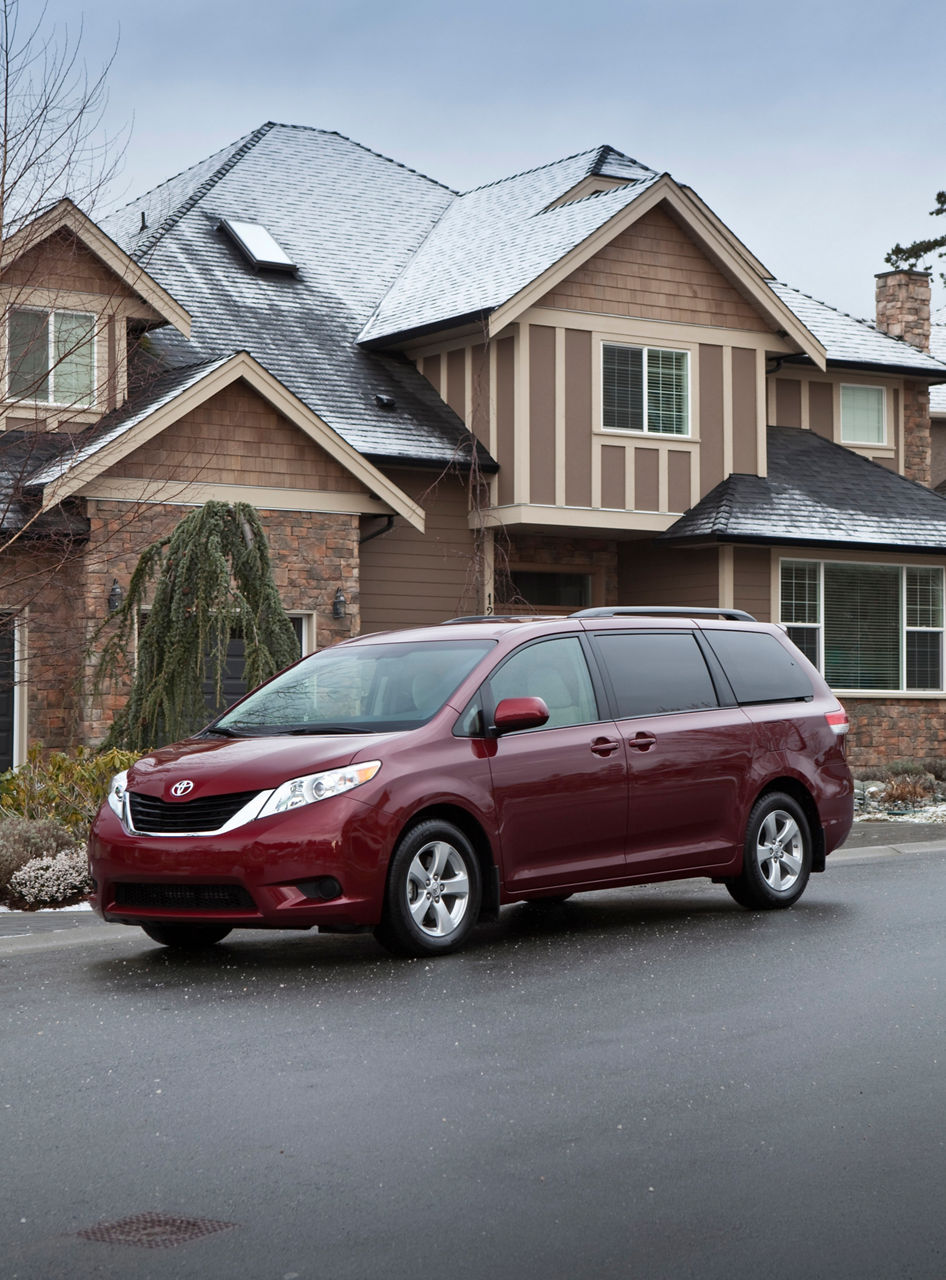 2010 Toyota Sienna LE V6