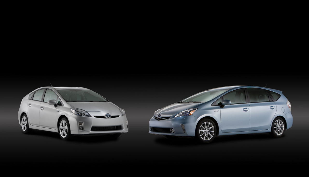 2012 Toyota Prius V 01