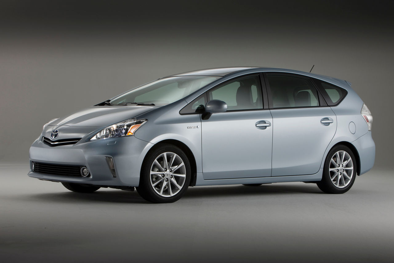2012 Toyota Prius V 08