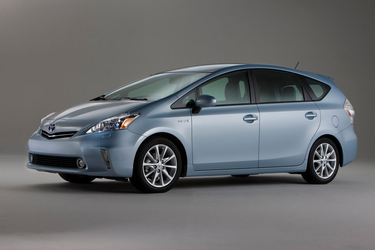 2012 Toyota Prius V 09