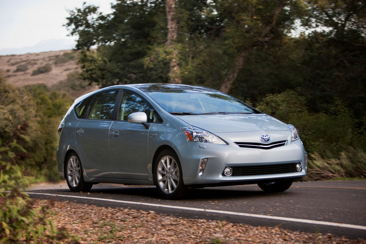2012 Toyota Prius V 23