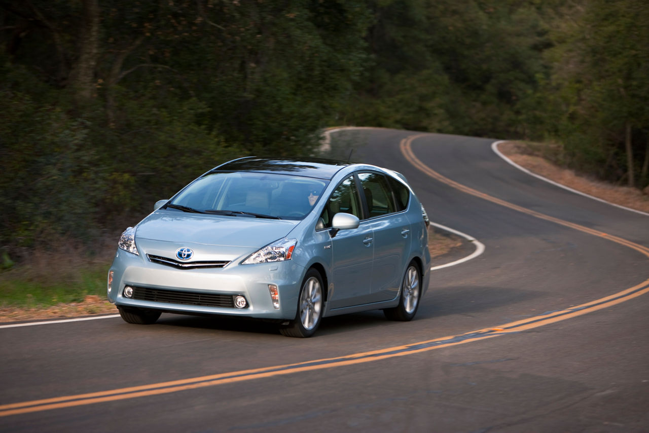 2012 Toyota Prius V 25
