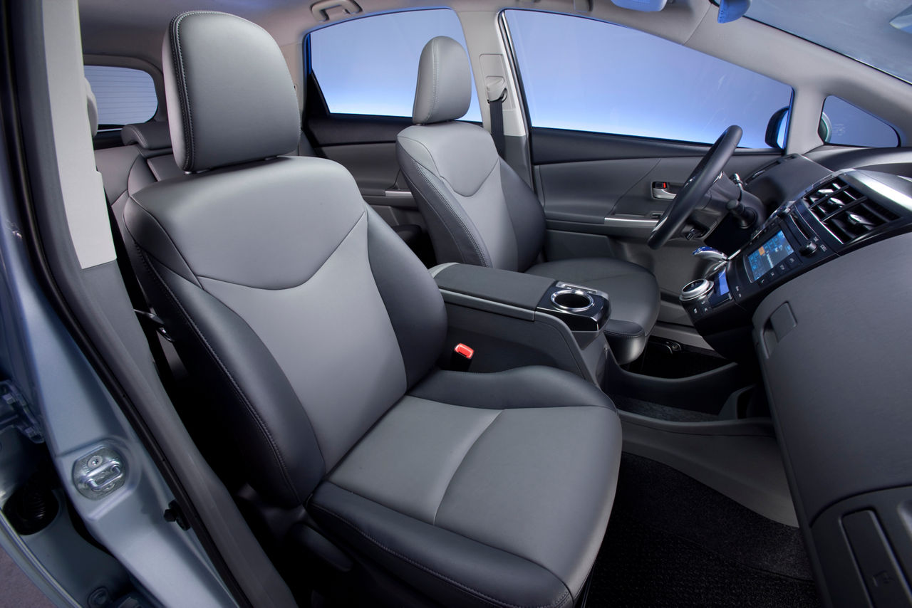 2012 Toyota Prius V 53