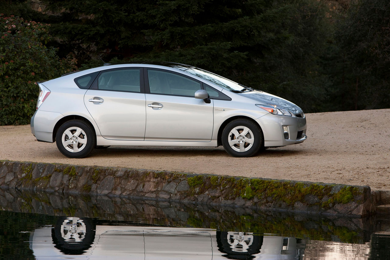 2011 Toyota Prius 12
