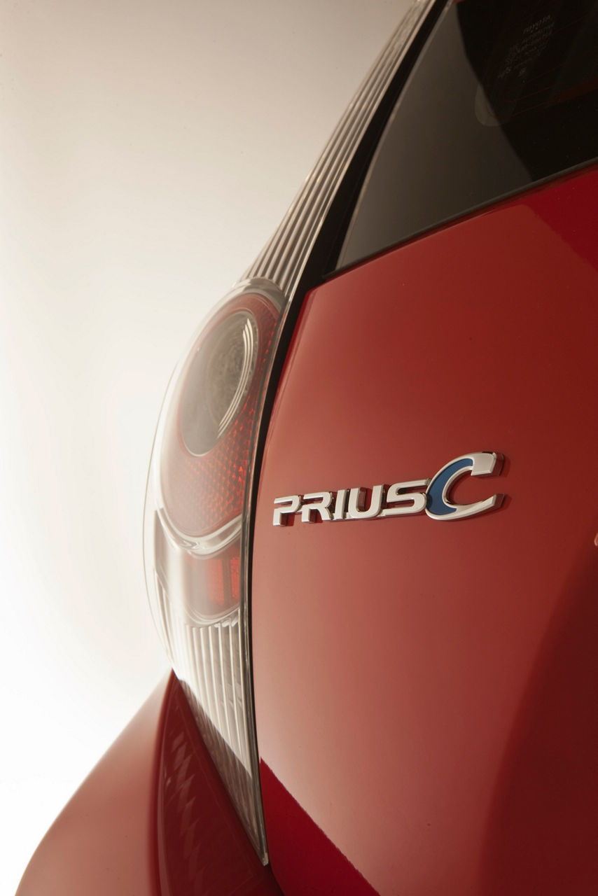 2012 toyota prius c 19