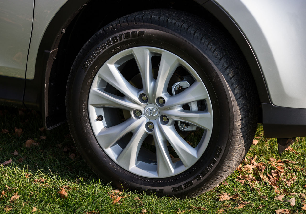 2013 Toyota RAV4-34