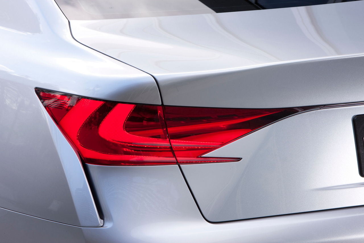 Lexus LF-Gh Concept teaser 001
