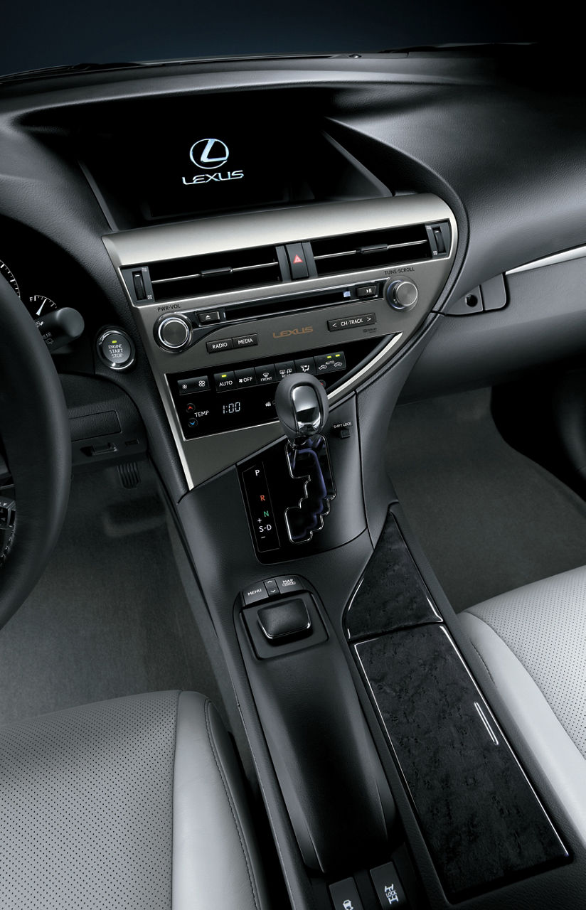2013 Lexus RX Interior 001