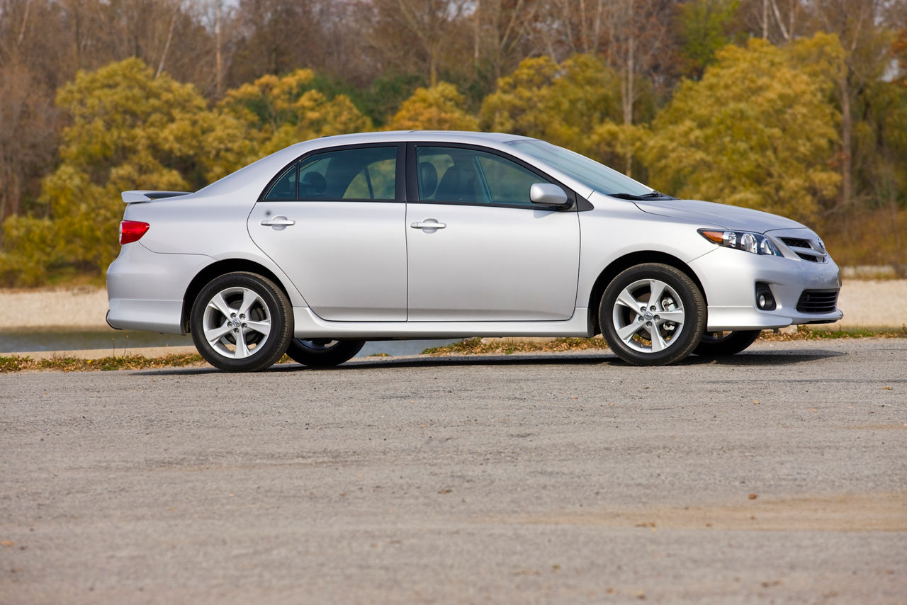 2011 Toyota Corolla 07