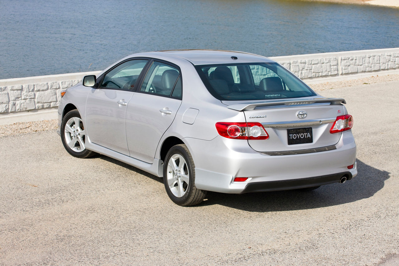 2011 Toyota Corolla 09