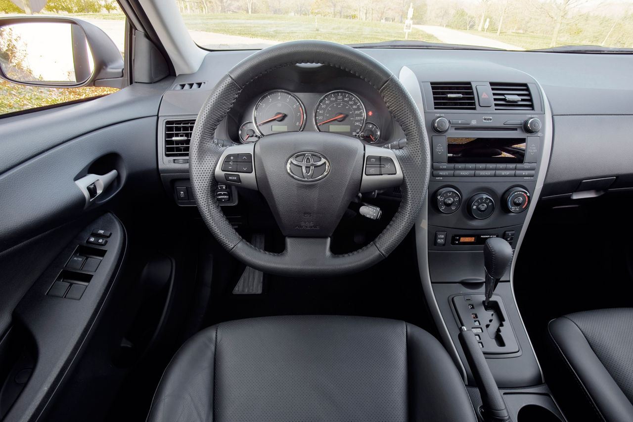 2011 Toyota Corolla 12