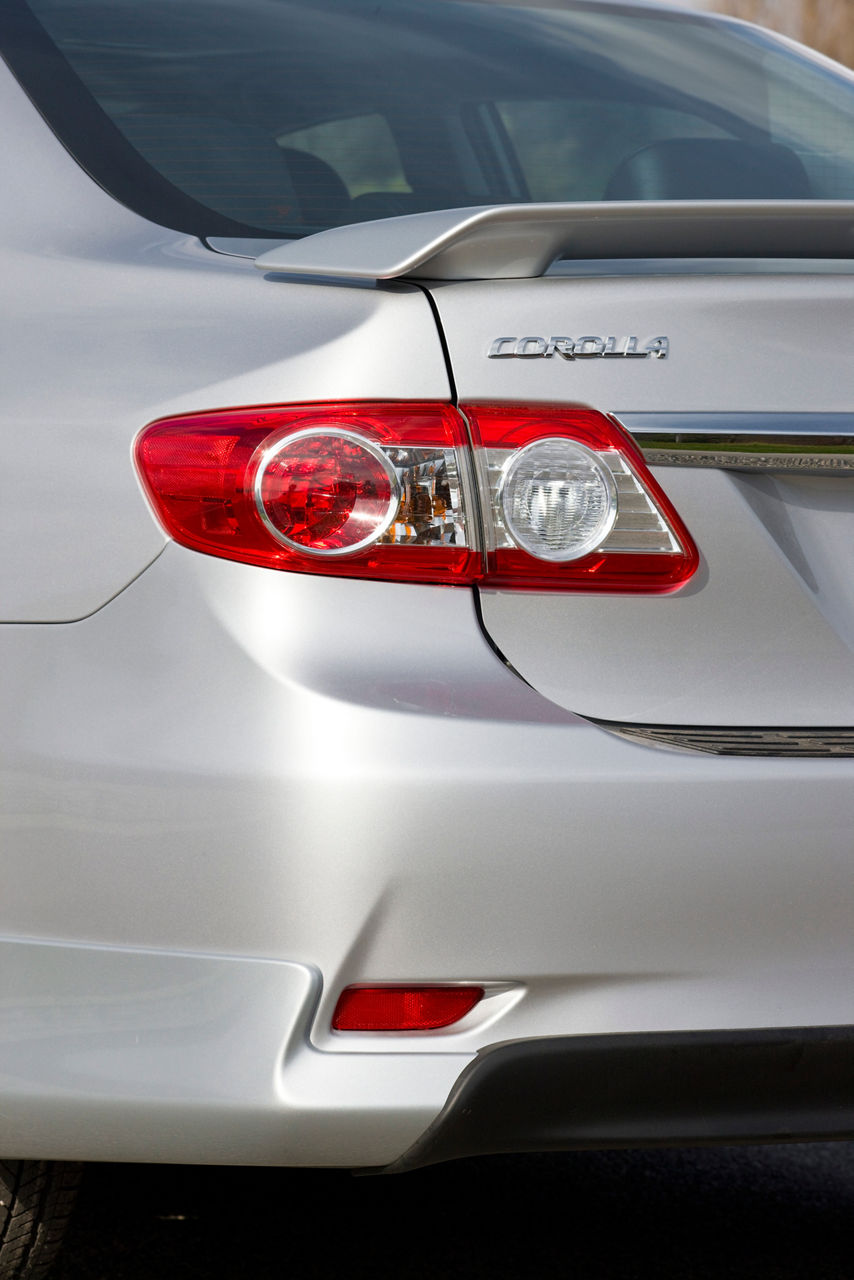 2011 Toyota Corolla 19
