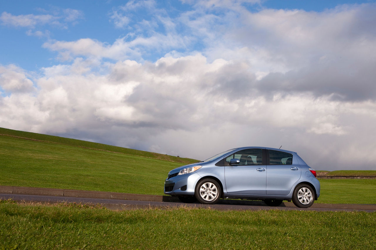 2012 Yaris 5-Door 41