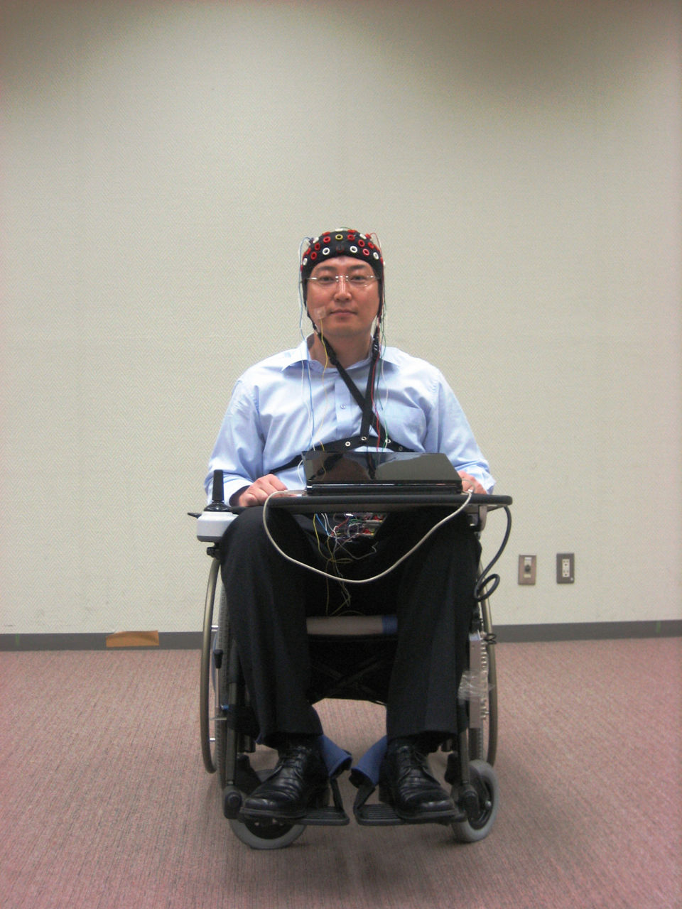 wheelchair brain waves