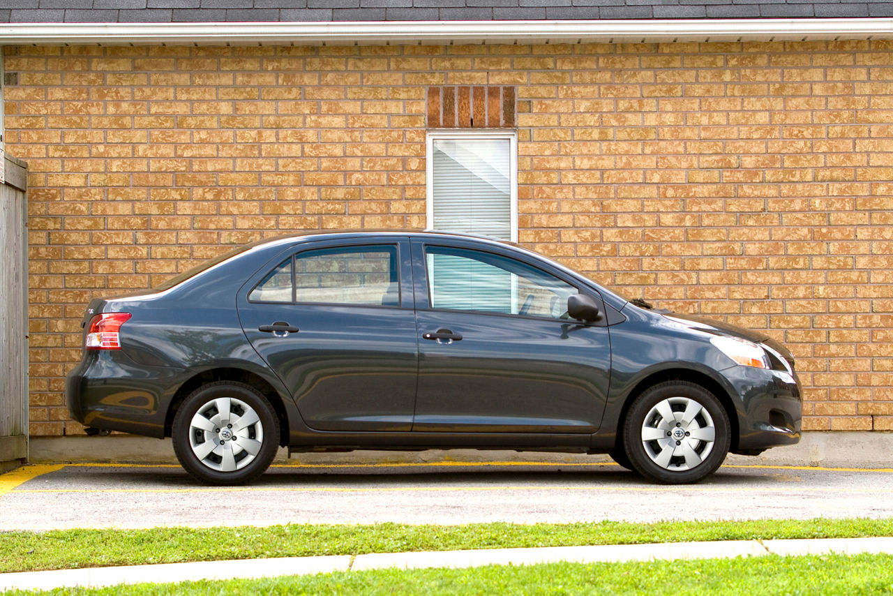 2012 Toyota Yaris Sedan