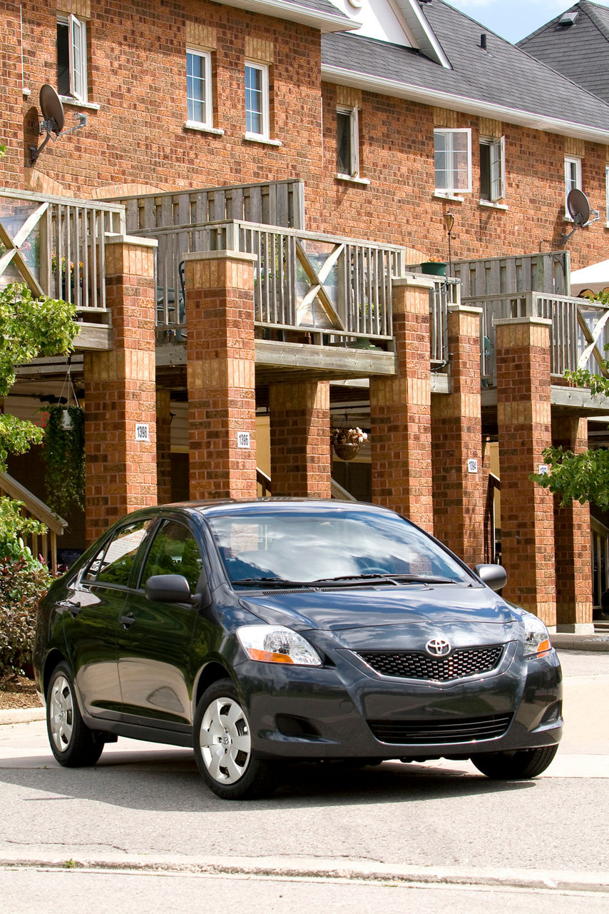 2012 Toyota Yaris Sedan