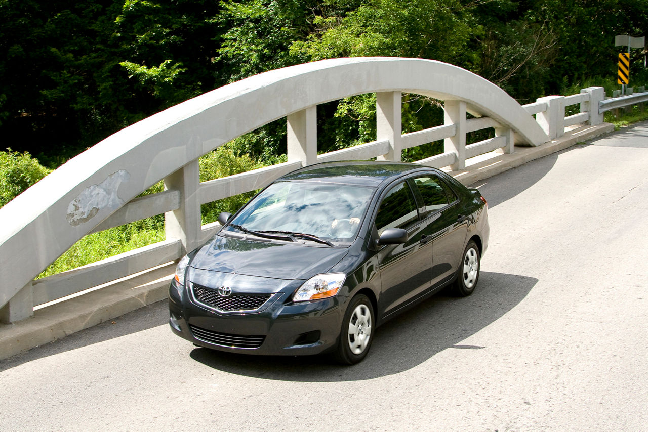2012 Toyota Yaris Sedan