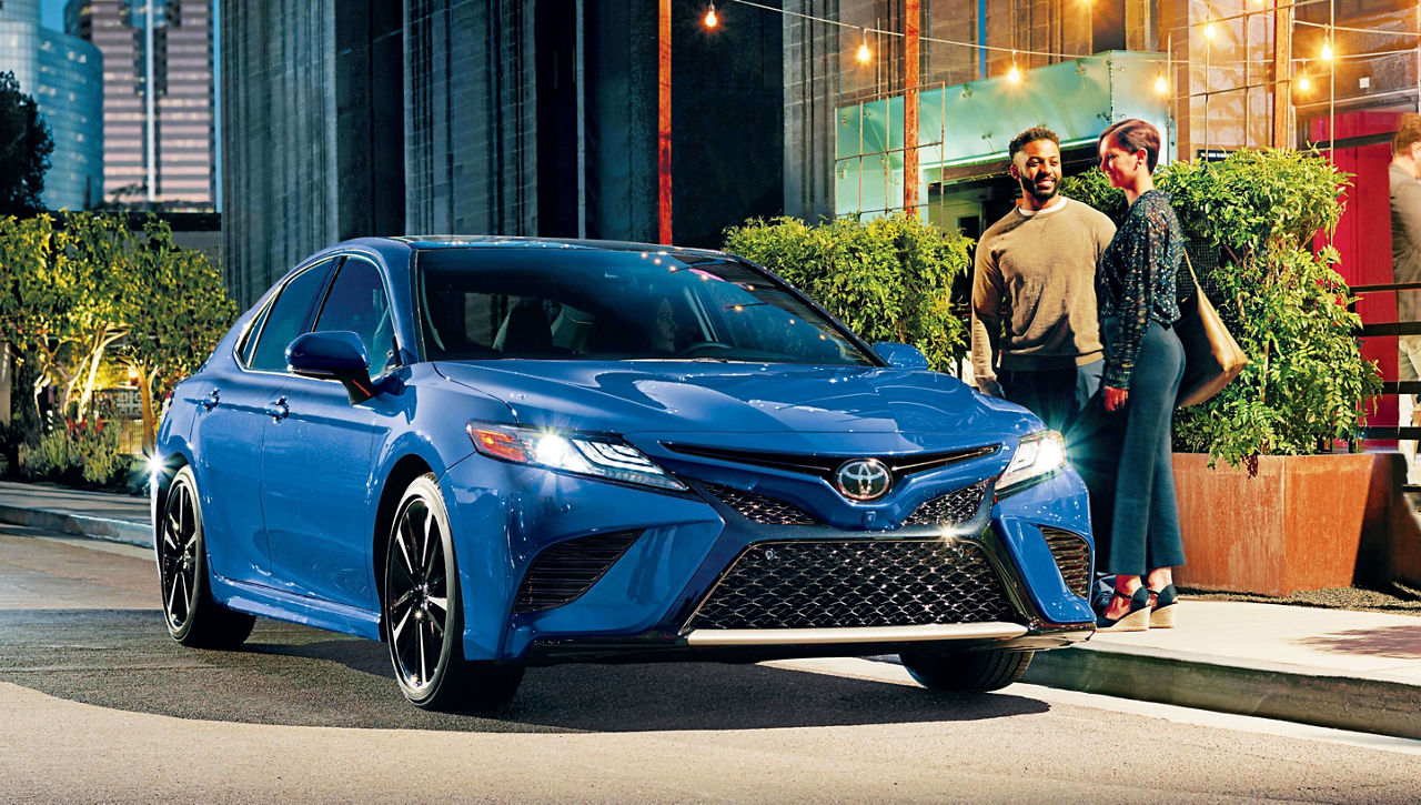 Camry-in-Blue-Streak-Metallic.jpg