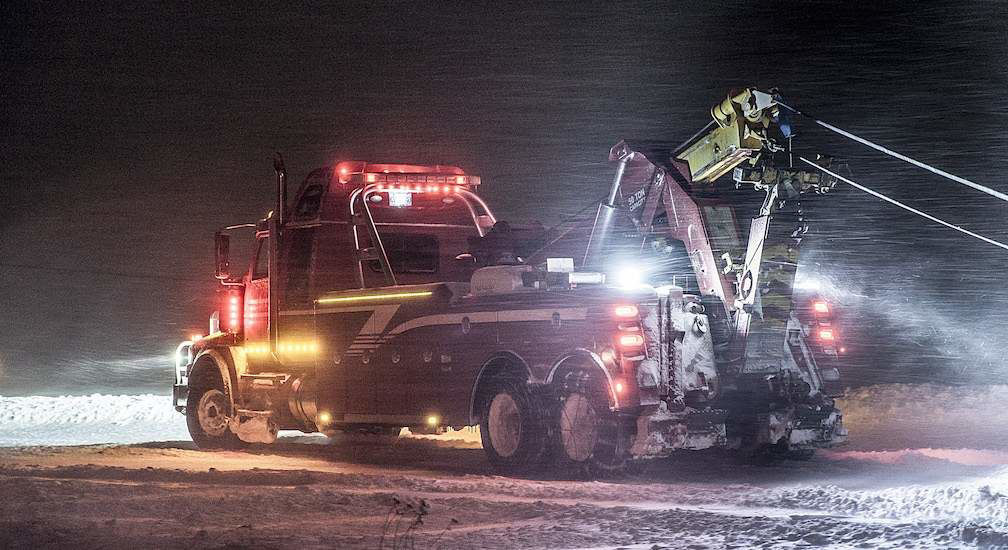 HTH6_STILLS_JDMT_Trucks_0022-copy.jpg