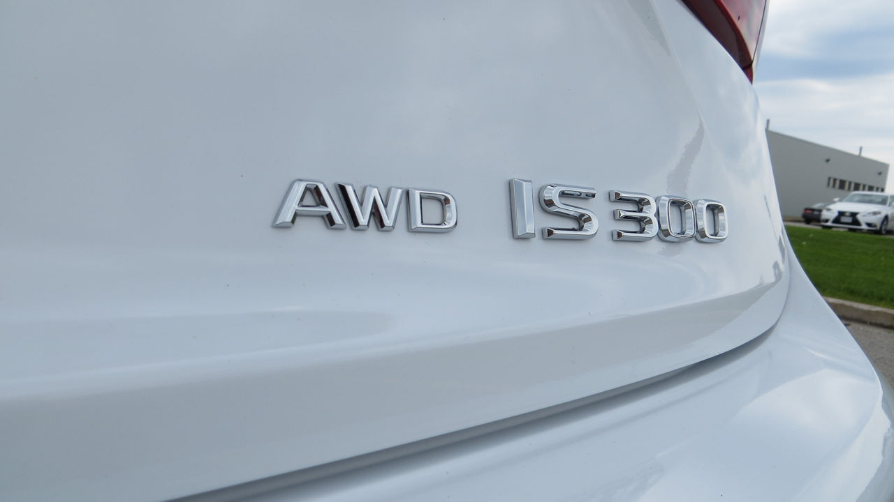 IS300AWD_2