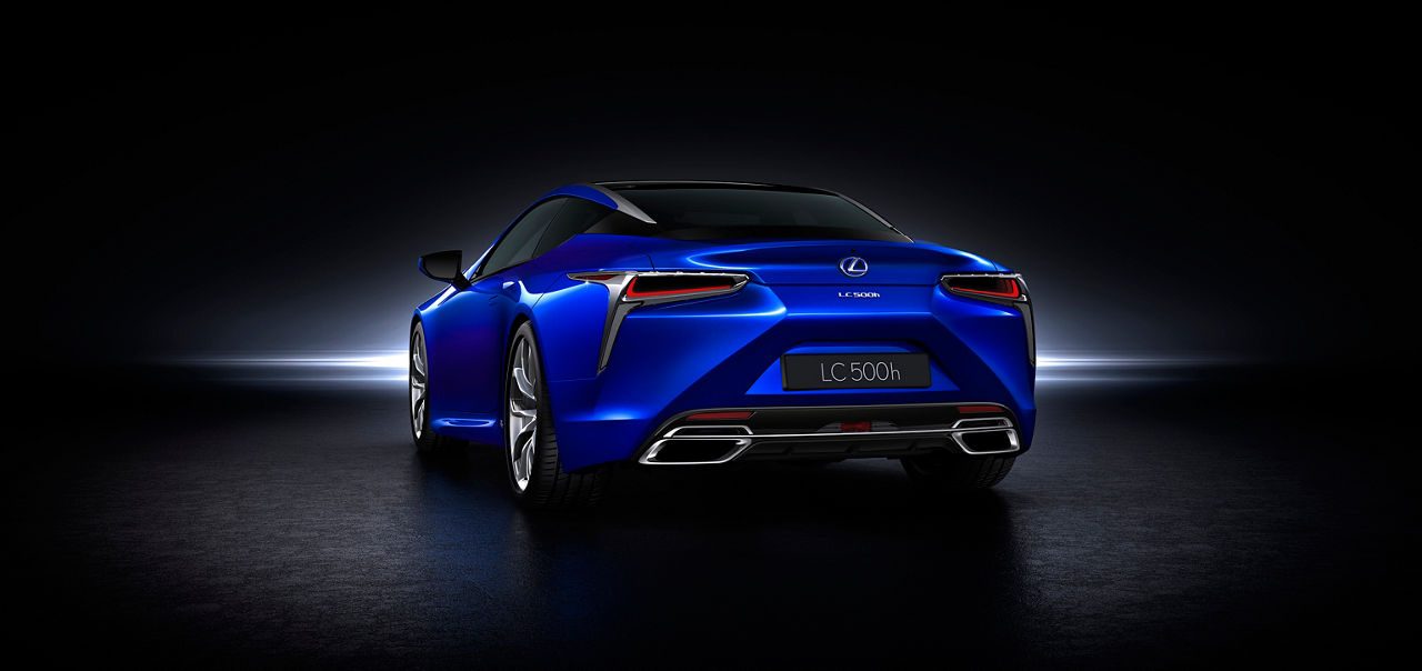 LC500h_CGI_09