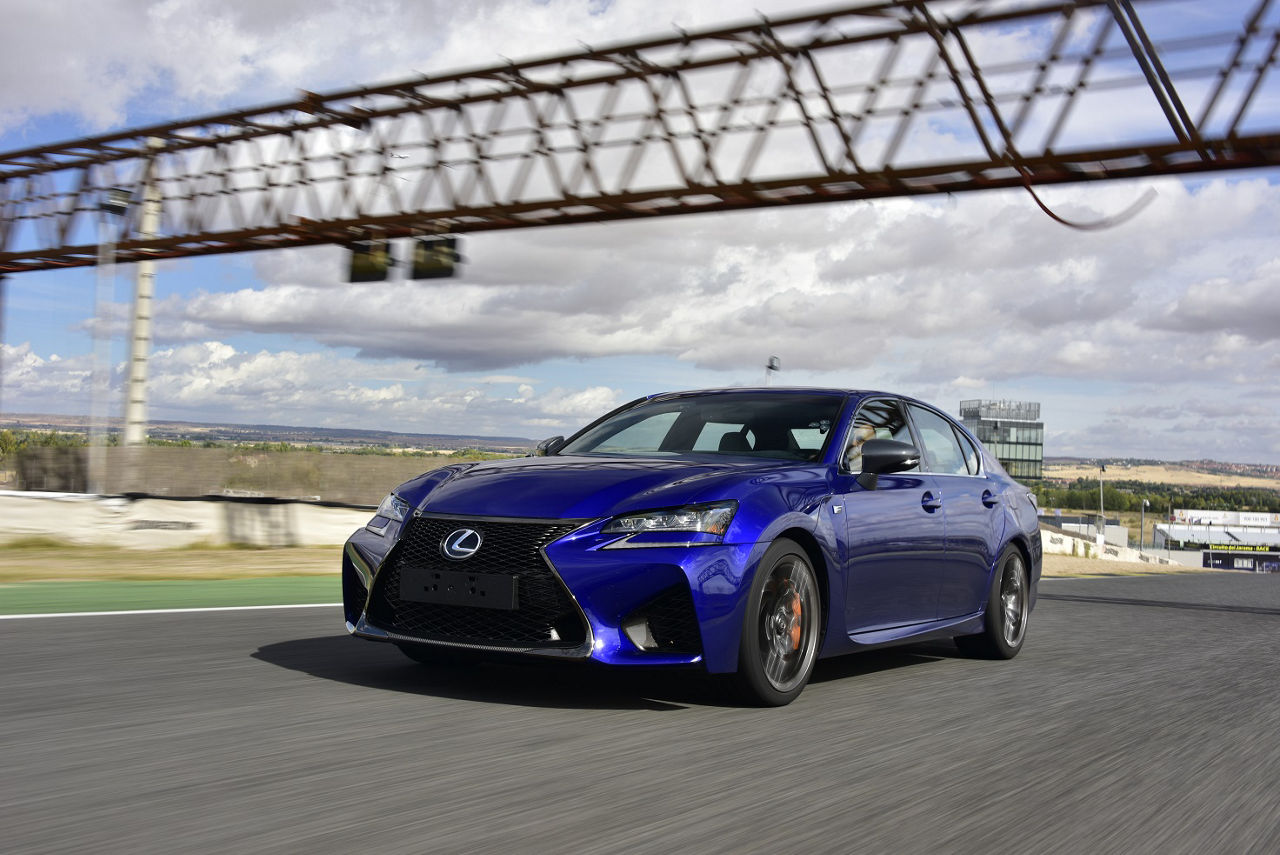 Lexus-GS-F_2016