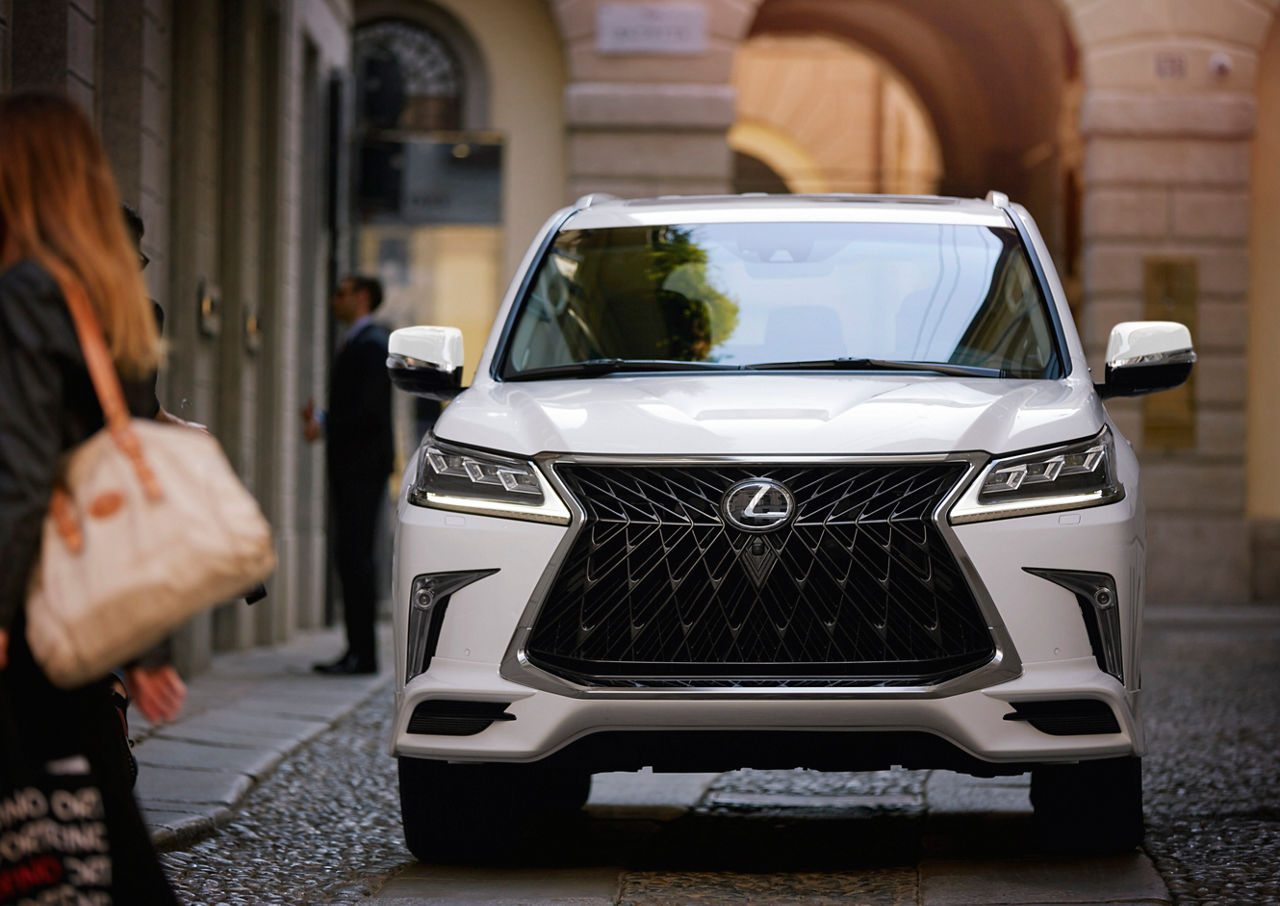 Lexus-LX-Sport-front