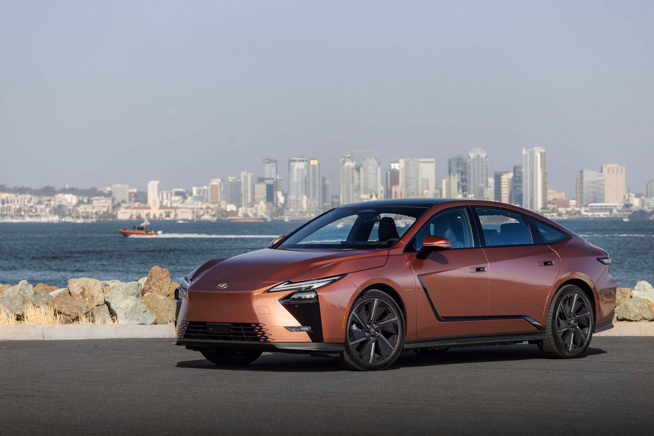 2026 Lexus ES 500e