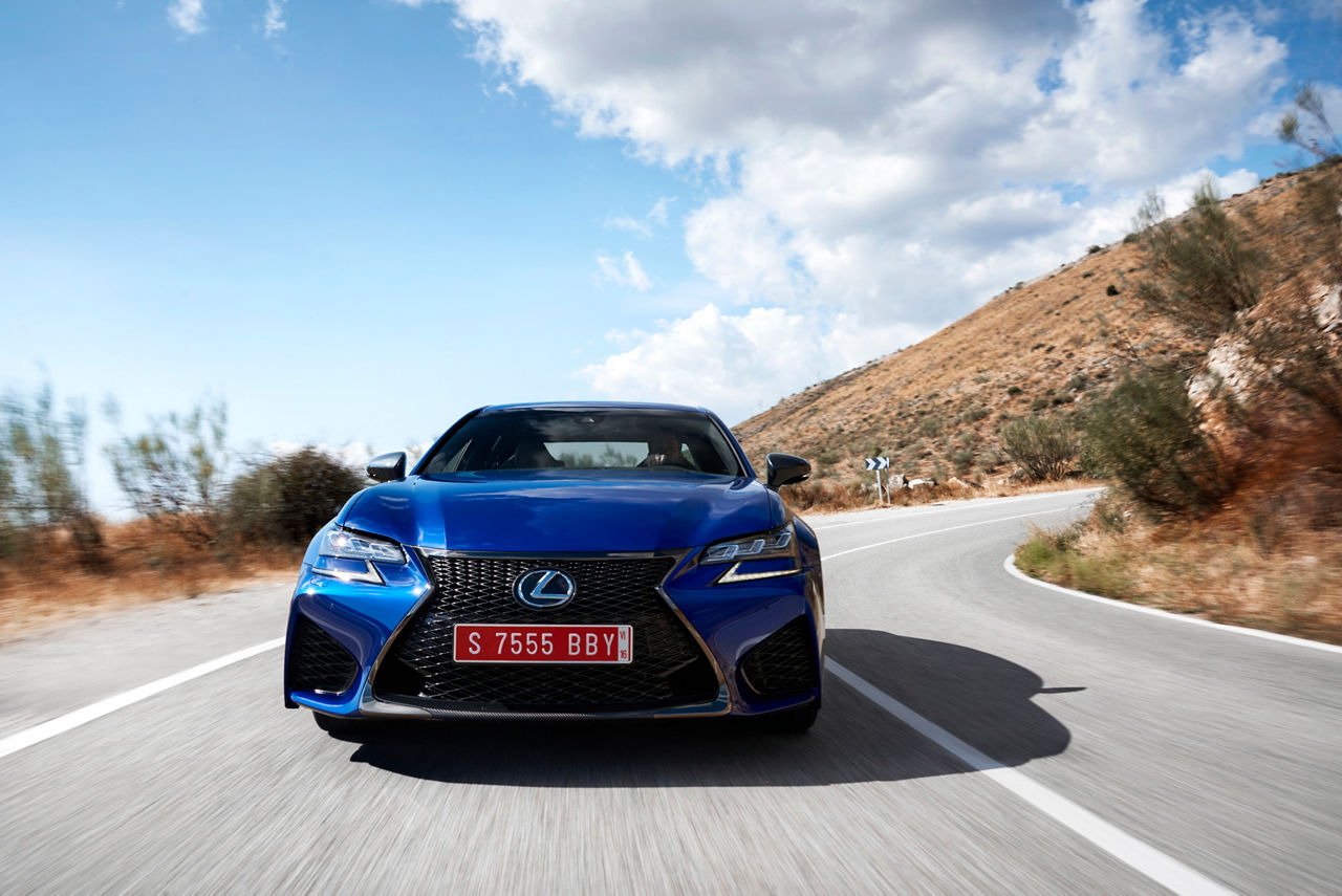 Lexus_GS-F_Blue_18