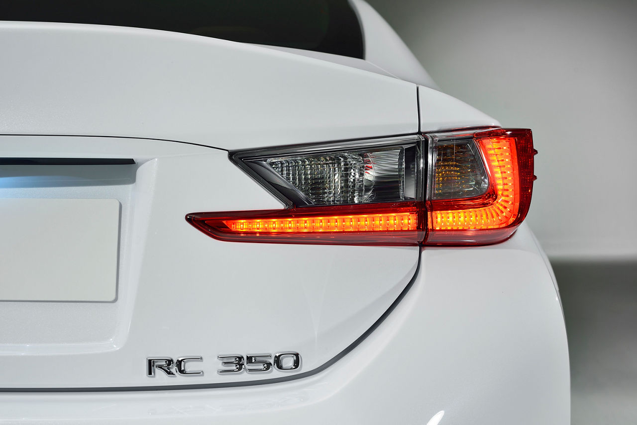 2014 Geneva Motor Show | Lexus RC F SPORT