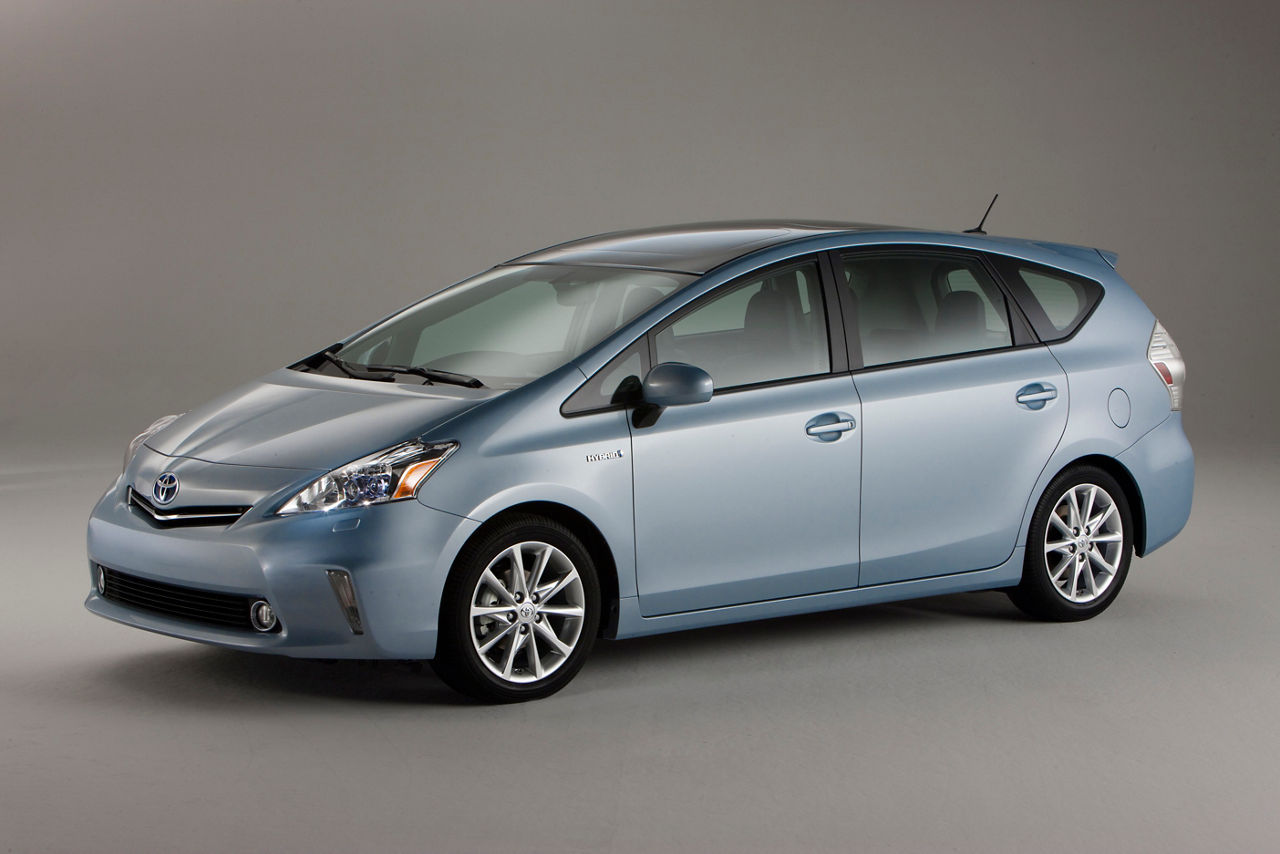 Prius v